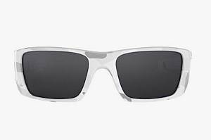 Oakley Fuel Cell Ανδρικά Γυαλιά Ηλίου με Λευκό Κοκκάλινο Σκελετό και Μαύρο Φακό OO9096-G6