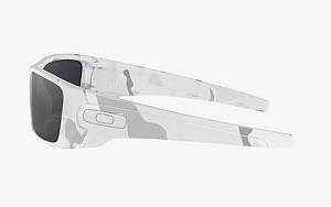 Oakley Fuel Cell Ανδρικά Γυαλιά Ηλίου με Λευκό Κοκκάλινο Σκελετό και Μαύρο Φακό OO9096-G6