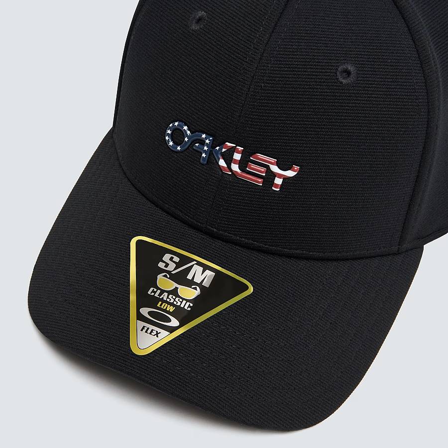 Oakley 6 Panel Stretch Metallic Hat