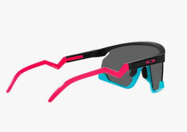 Oakley Bxtr Unisex Γυαλιά Ηλίου με Πολύχρωμο Κοκκάλινο Σκελετό και Μαύρο Φακό OO9280-05